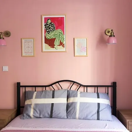 Soft Modern Inspiring Flat In The Center Of Moda 公寓